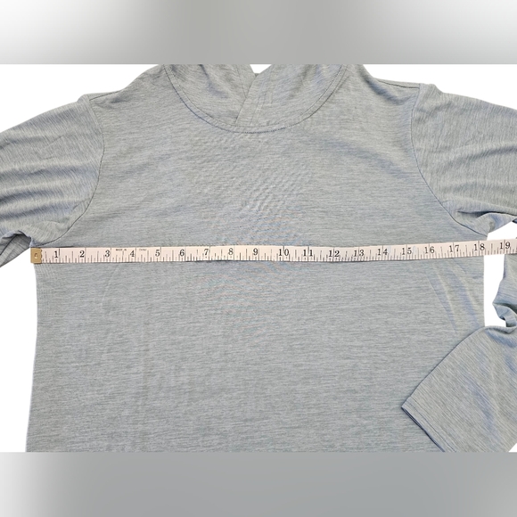 Patagonia Women's Capilene Cool Daily Hoodie Size Small - Picture 5 of 10